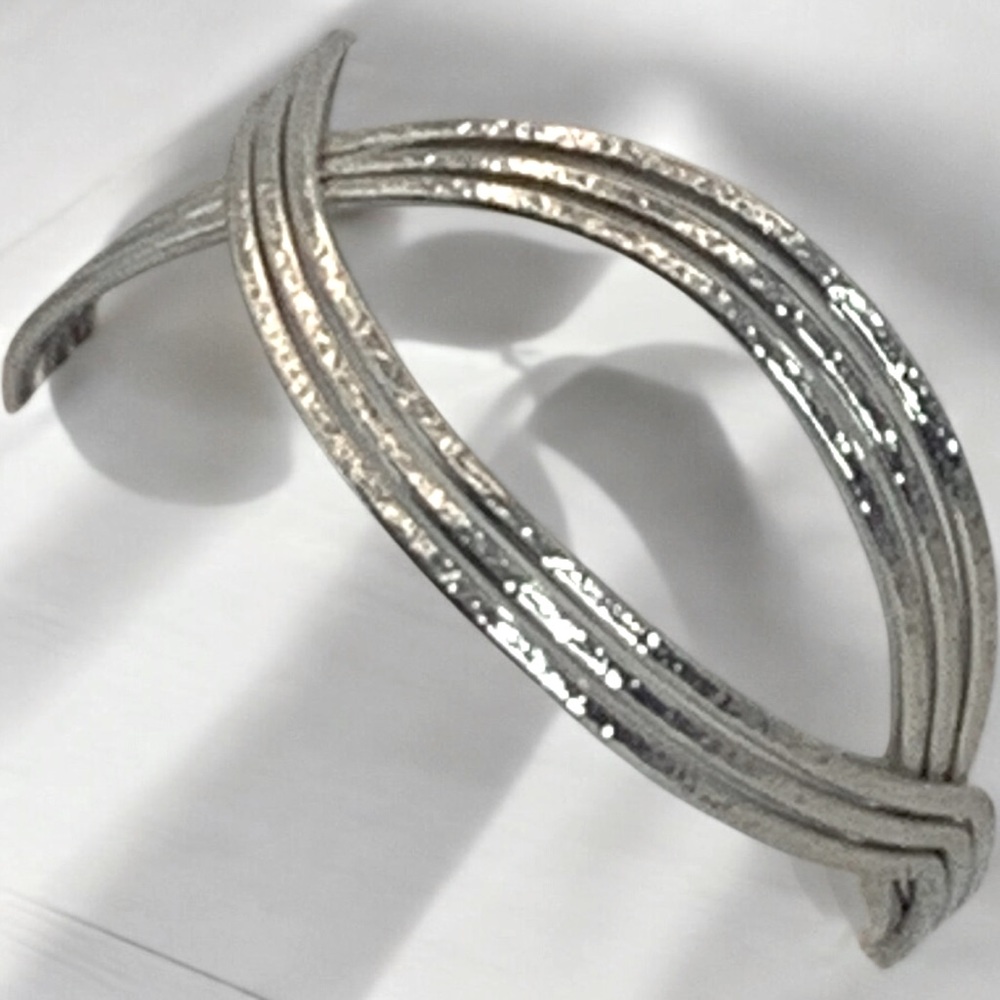 Intwined Silver Tone Bangle Bracelet One Size Fits All - Picture 2 of 2